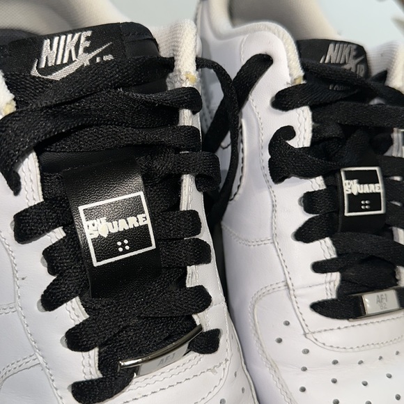 Men’s Nike Air Force Ones - Picture 2 of 8